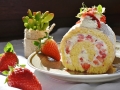 strawberry-roll-1263099_640