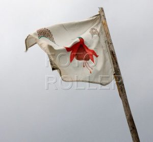 Zato místní vlajka se k fuchsiím hrdě hlásí