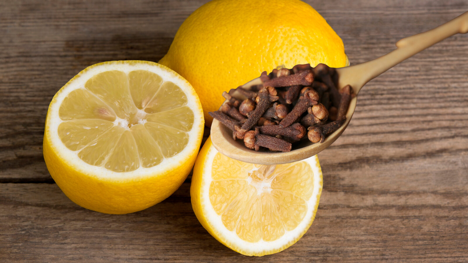Citron a hřebíček / Foto: Depositphotos