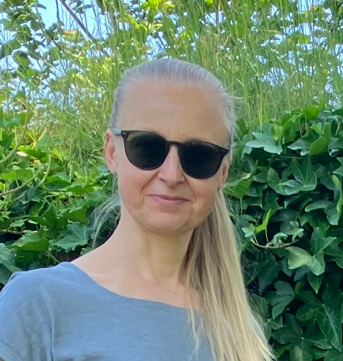 Jarmila Mikovinyová